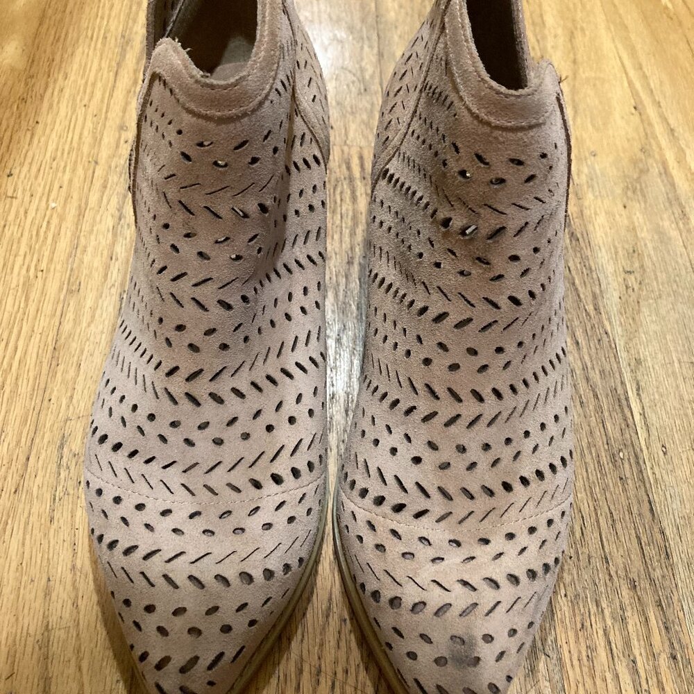 suede booties - size 9 - euc